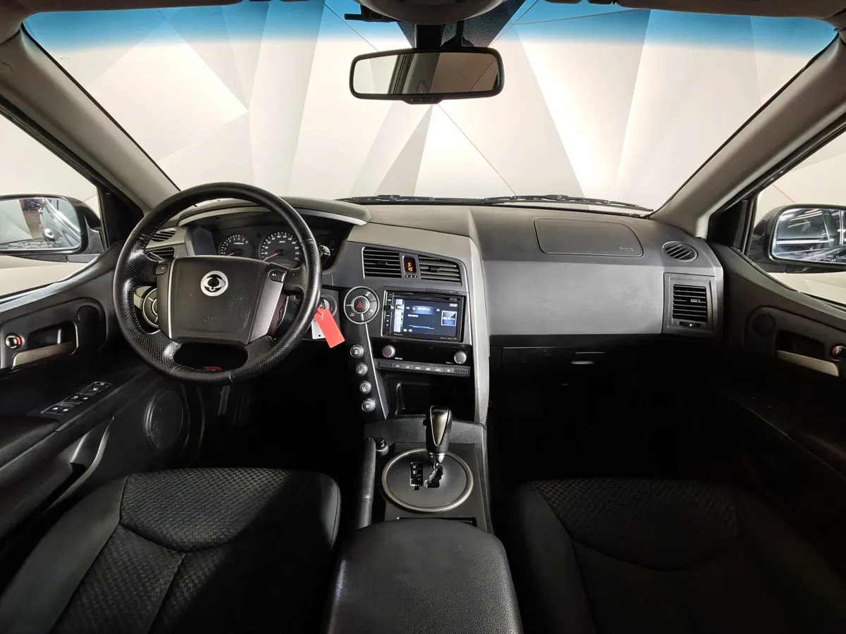 SsangYong Kyron 2.3 E-Tronic 4WD (150 л.с.) Черный в АВИЛОН. Слайд №13