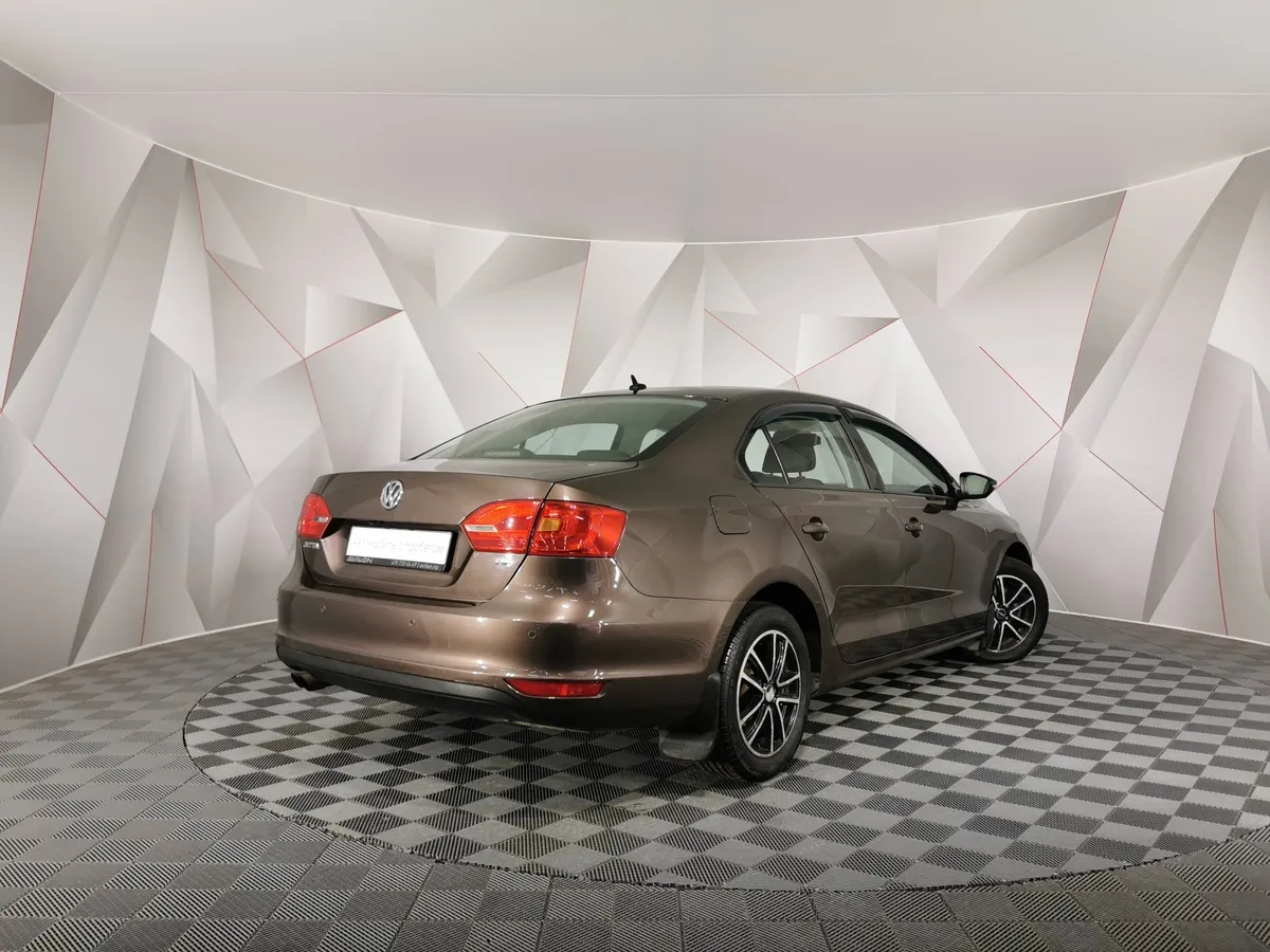 Volkswagen Jetta 1.4 TSI DSG (122 л.с.) Highline Коричневый в АВИЛОН. Слайд №2