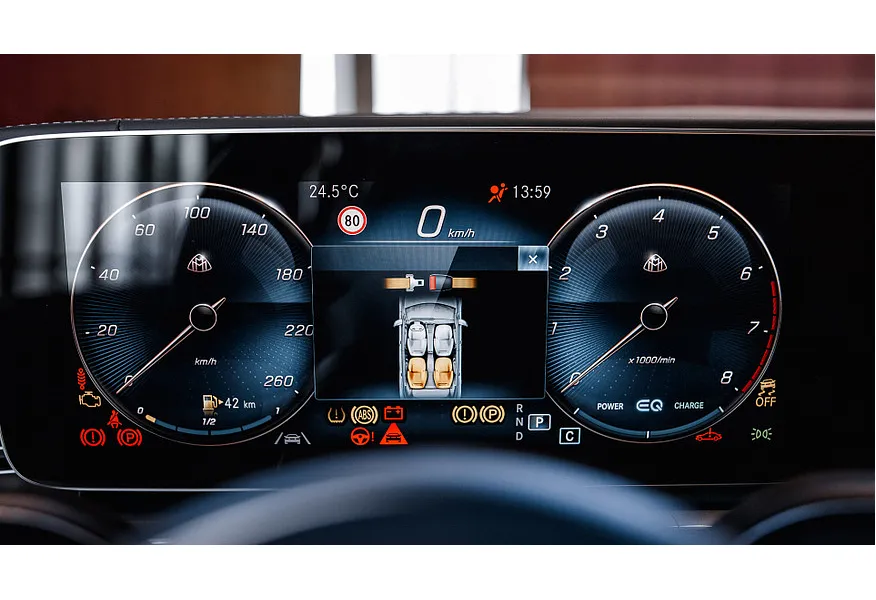 Mercedes-Benz GLS 600 9G-Tronic 4Matic (558 л.с.) Черный в АВИЛОН. Слайд №17