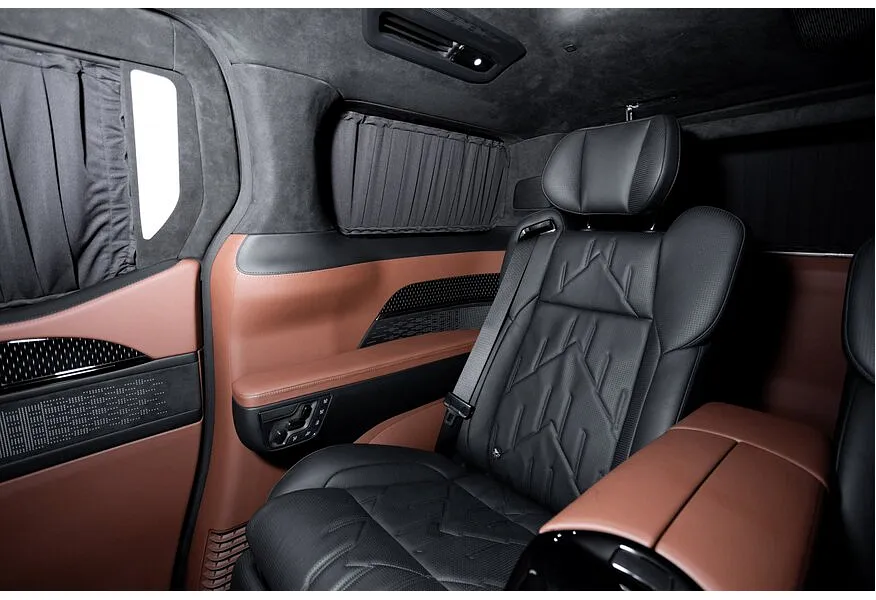 Zeekr 009 AT 4WD (190 л.с.) ME Edition VIP Черный в АВИЛОН. Слайд №7