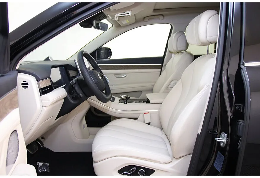 АВИЛОН - AITO M7 1.5 AT AWD (449 л.с.) Luxury Черный - slide 12