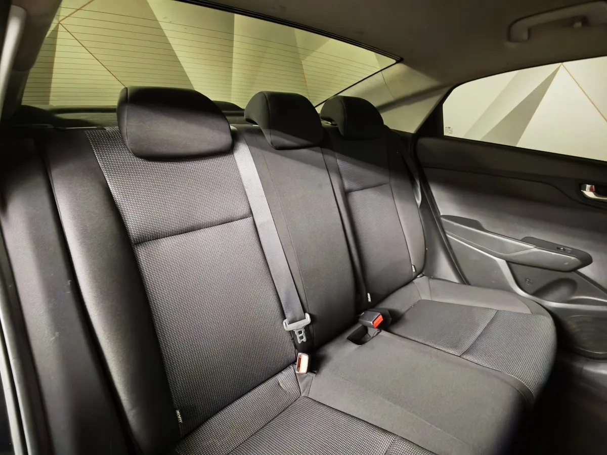 Hyundai Solaris 1.6 AT (123 л.с.) Special Edition Черный в АВИЛОН. Слайд №14