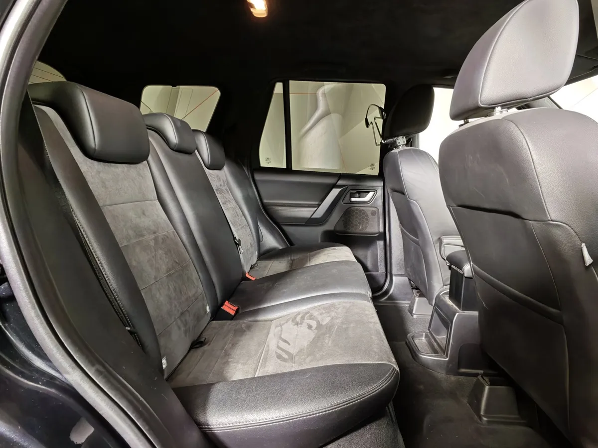 Land Rover Freelander 2.2 SD4 AT 4WD (190 л.с.) HSE Черный в АВИЛОН. Слайд №16