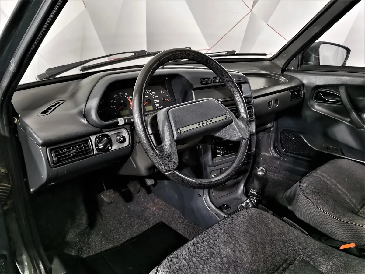 ВАЗ (Lada) 2115 1.5 MT (76 л.с.) Зеленый в АВИЛОН. Слайд №18