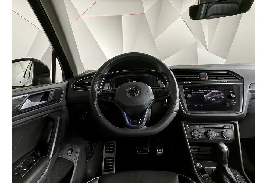 Volkswagen Tiguan 380 TSI 2.0 DSG 4WD (220 л.с.) R-Line Highline Черный в АВИЛОН. Слайд №18