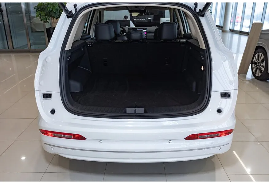 EVOLUTE i-SPACE 1.5 CVT (218 л.с.) (7 мест) Белый в АВИЛОН. Слайд №13