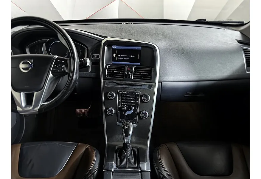 Volvo XC60 2.4 D Geartronic AWD (163 л.с.) Красный в АВИЛОН. Слайд №14