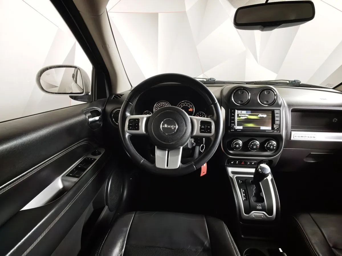 Jeep Compass 2.4 AT AWD (170 л.с.) Limited Белый в АВИЛОН. Слайд №18
