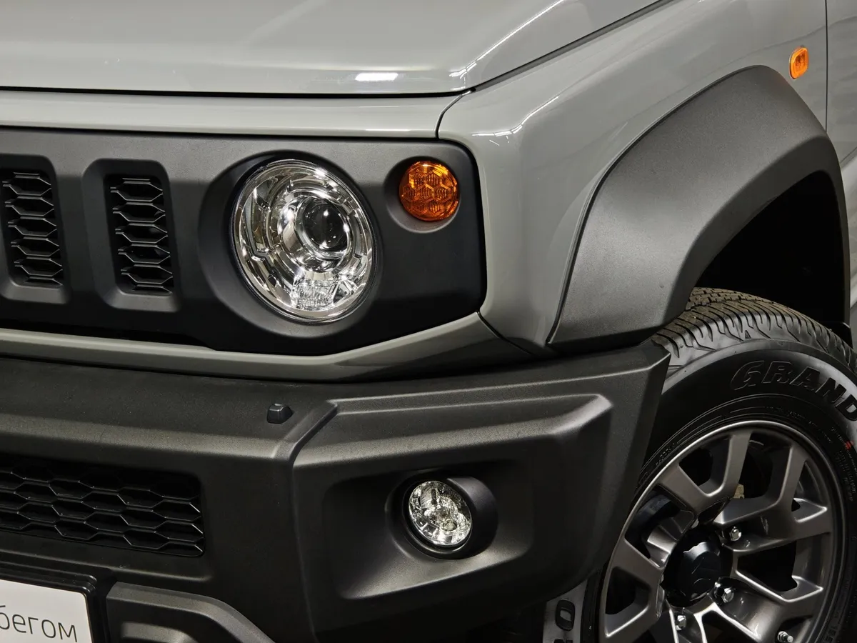 Suzuki Jimny 1.5 AT AWD (102 л.с.) GLX Серый в АВИЛОН. Слайд №10