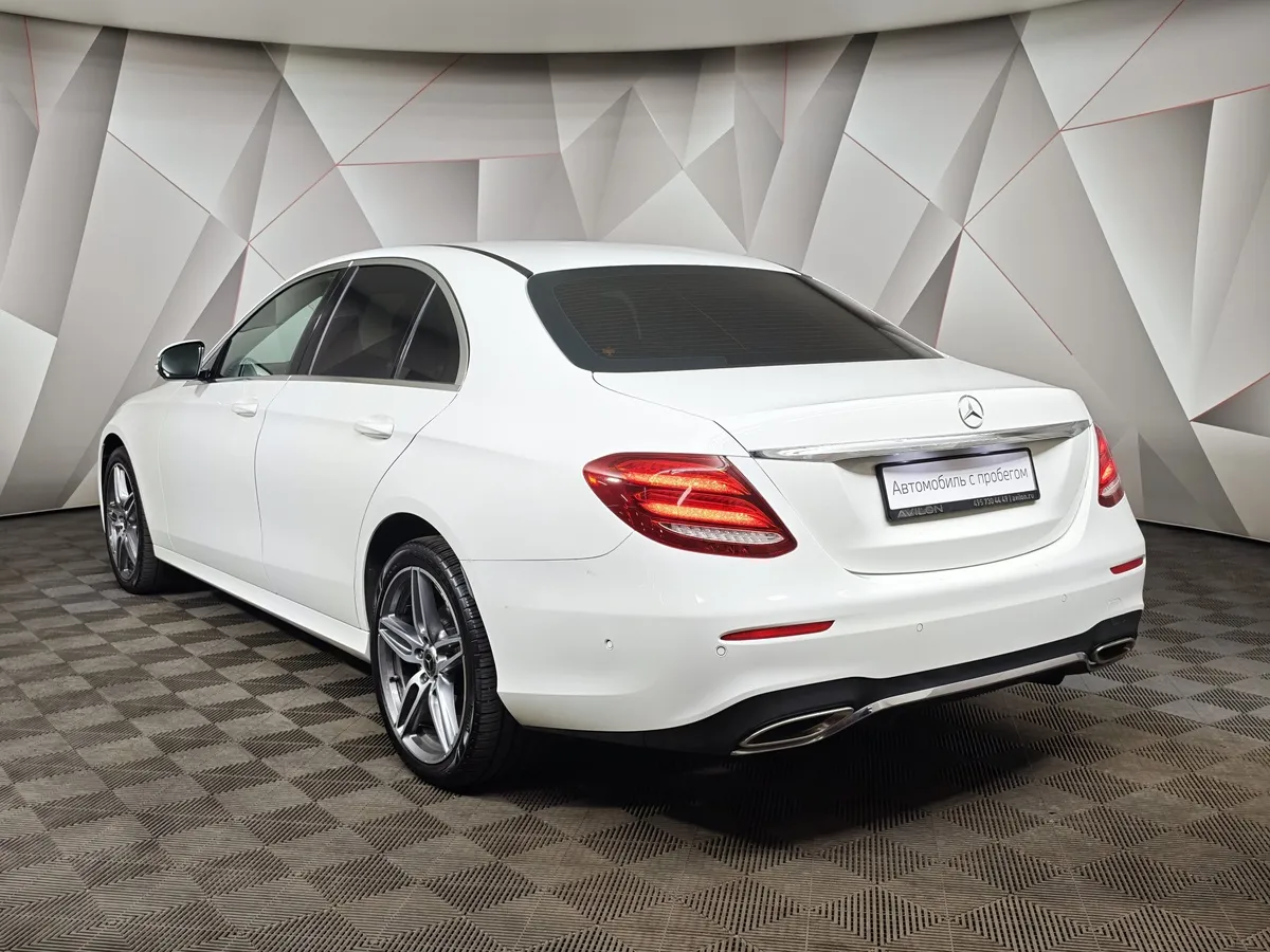 Mercedes-Benz E-Класс E 200 4MATIC 9G-TRONIC (184 л.с.) Белый в АВИЛОН. Слайд №4