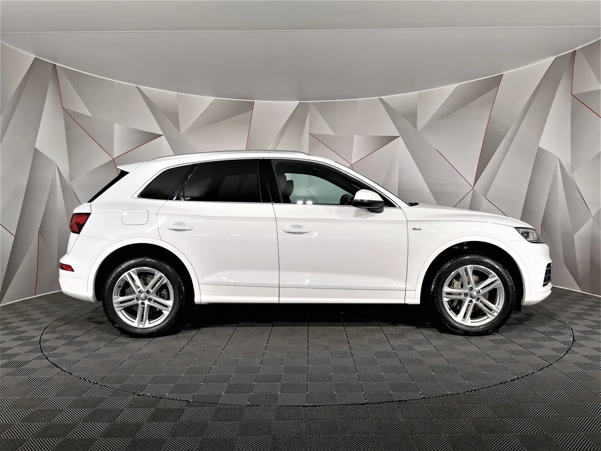 Audi Q5 2.0 TFSI S tronic quattro (249 л.с.) Sport Белый в АВИЛОН. Слайд №6