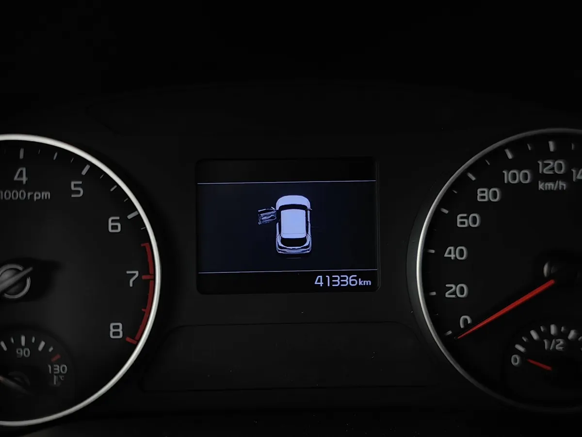Kia Seltos 1.6 MPI AT (123 л.с.) Comfort Красный в АВИЛОН. Слайд №18