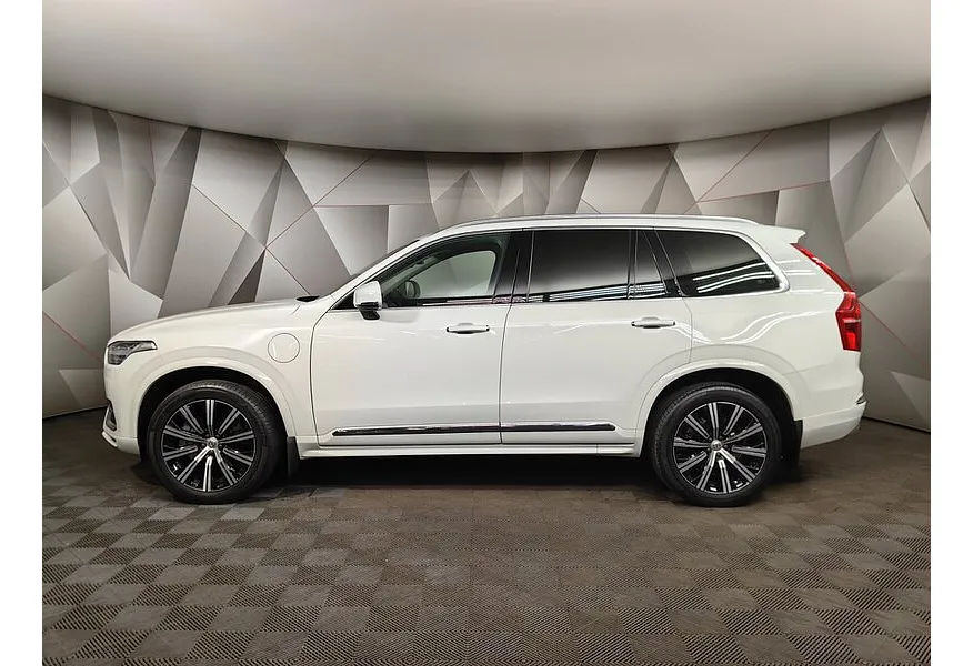 Volvo XC90 2.0 T5 Drive-E AT AWD (7 мест) (249 л.с.) Momentum Белый в АВИЛОН. Слайд №3