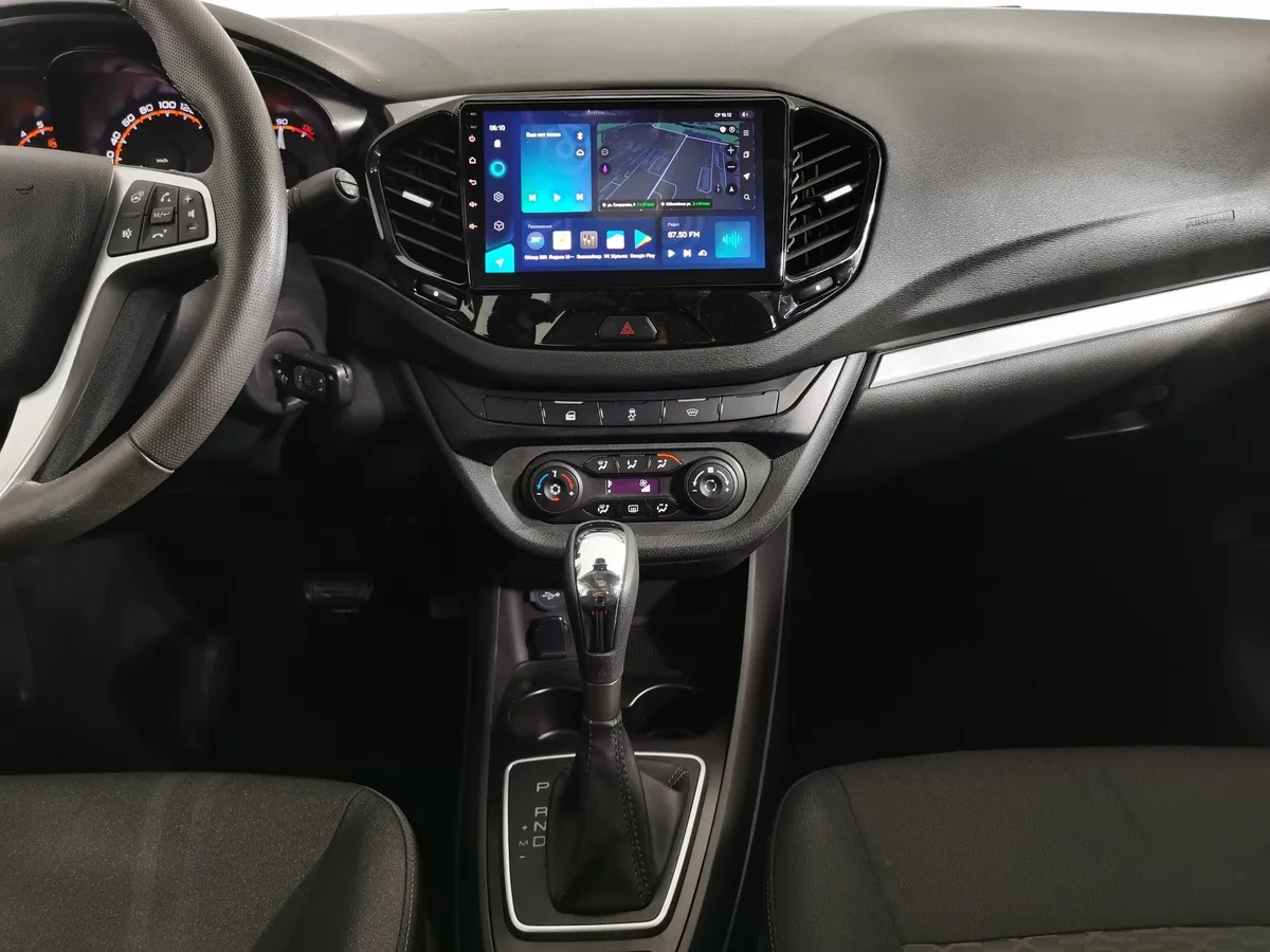 ВАЗ (Lada) Vesta 1.6 CVT (113 л.с.) Luxe Multimedia Серый в АВИЛОН. Слайд №13