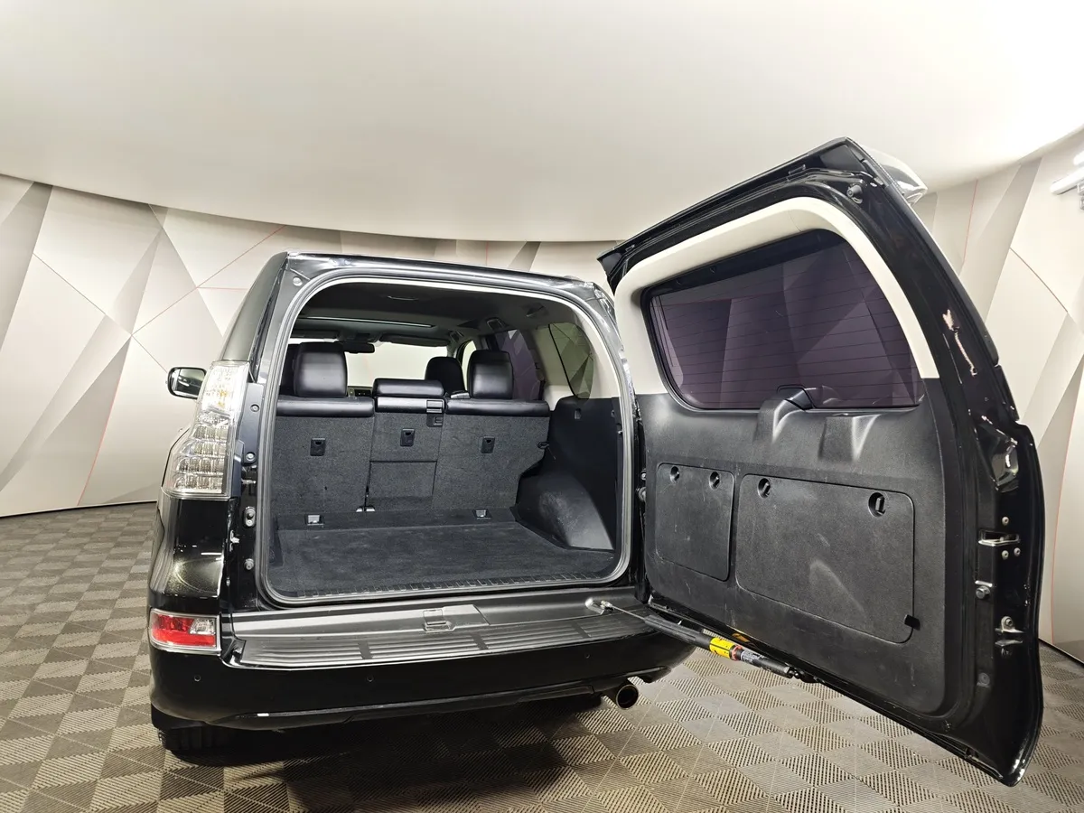 Lexus GX 460 AT (296 л.с.) Черный в АВИЛОН. Слайд №12