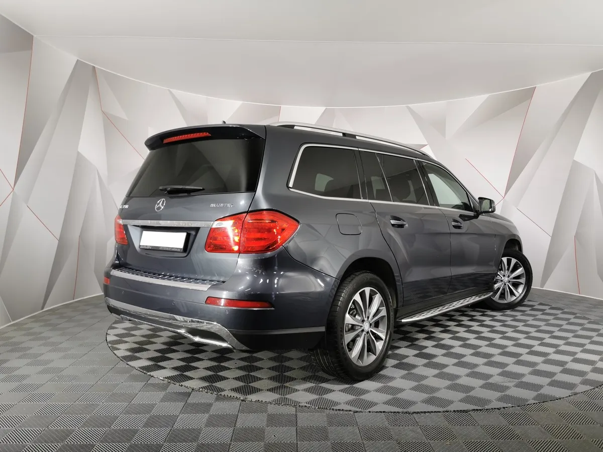 Mercedes-Benz GL 350 BlueTec 7G-Tronic Plus 4Matic (249 л.с.) Серый в АВИЛОН. Слайд №2