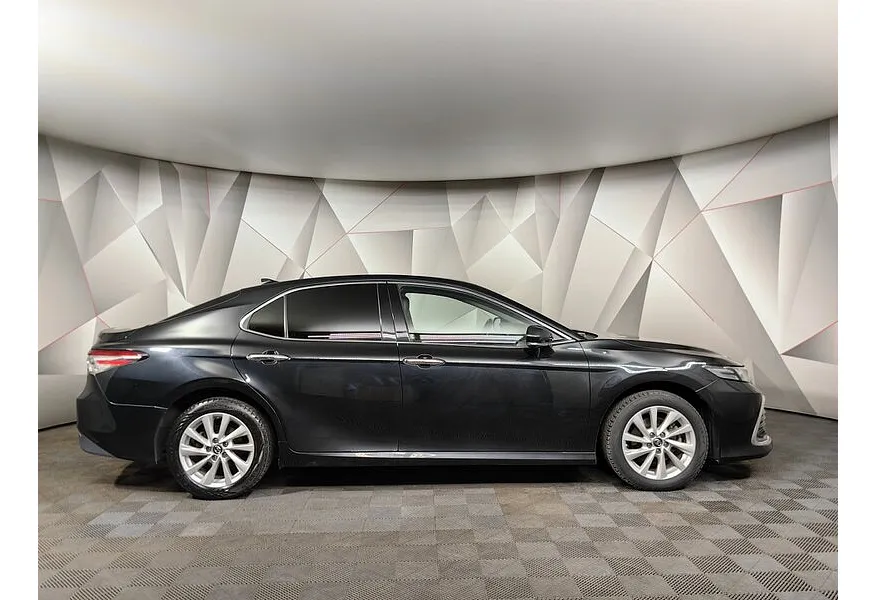 Toyota Camry 2.0 AT (150 л.с.) Черный в АВИЛОН. Слайд №6