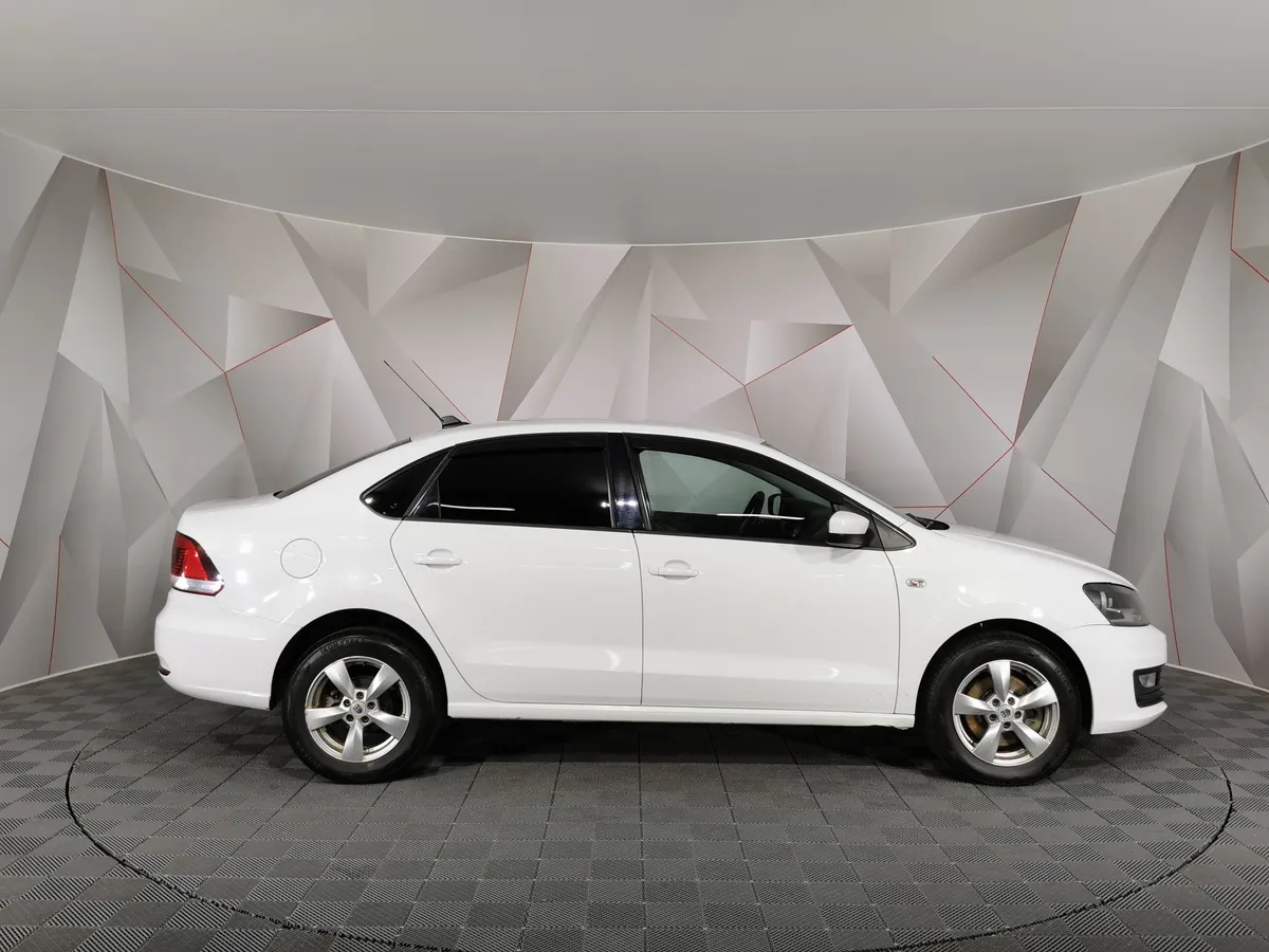 Volkswagen Polo 1.6 MT (105 л.с.) Trendline Белый в АВИЛОН. Слайд №6