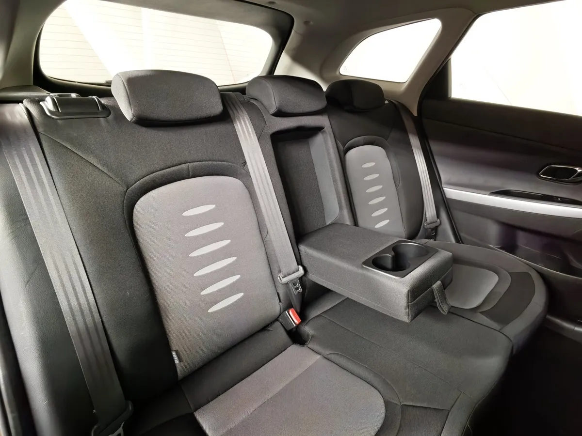 Kia Ceed 1.6 MT (122 л.с.) Коричневый в АВИЛОН. Слайд №17