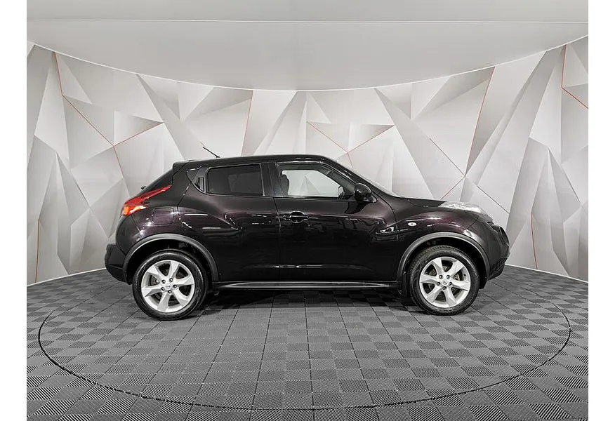 LIVE. Слайд №4