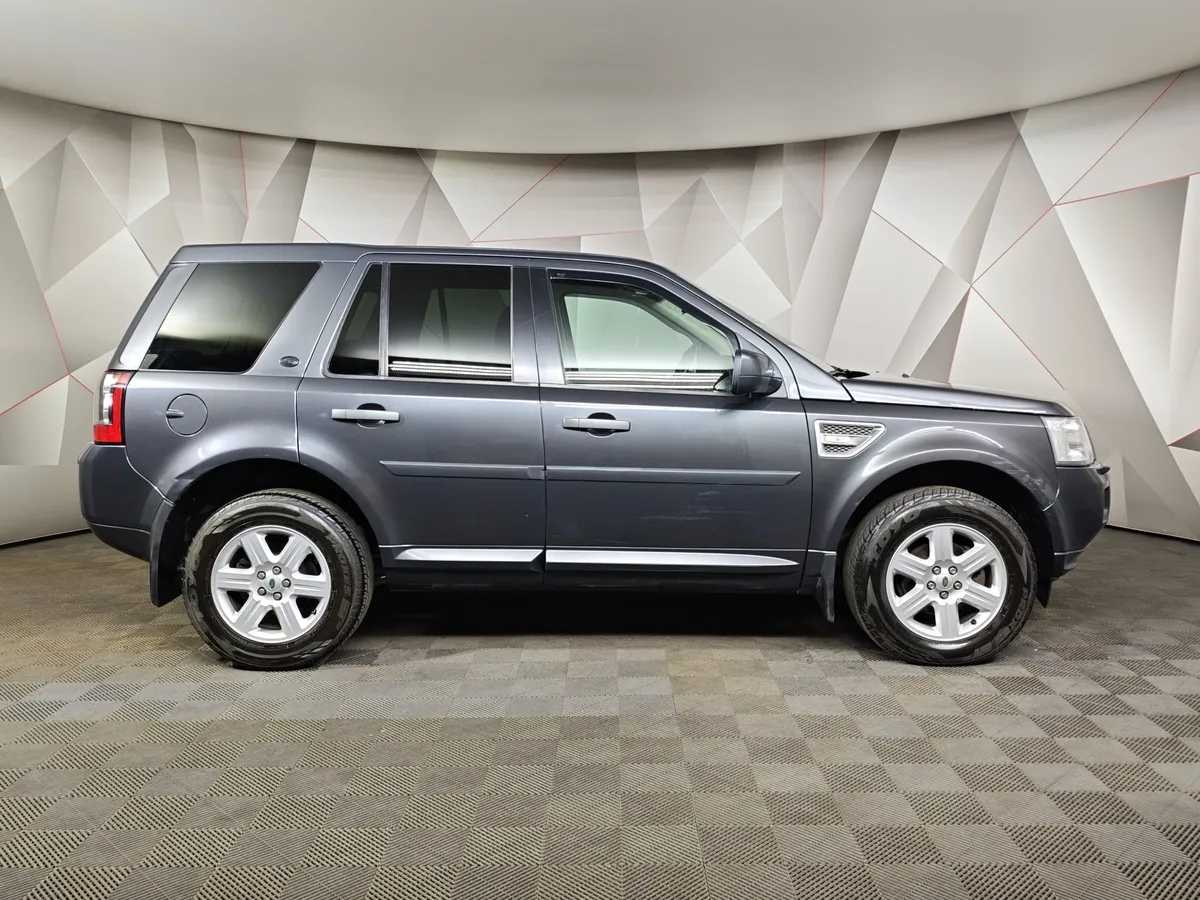 Land Rover Freelander 2.2 TD4 AT 4WD (150 л.с.) Серый в АВИЛОН. Слайд №6