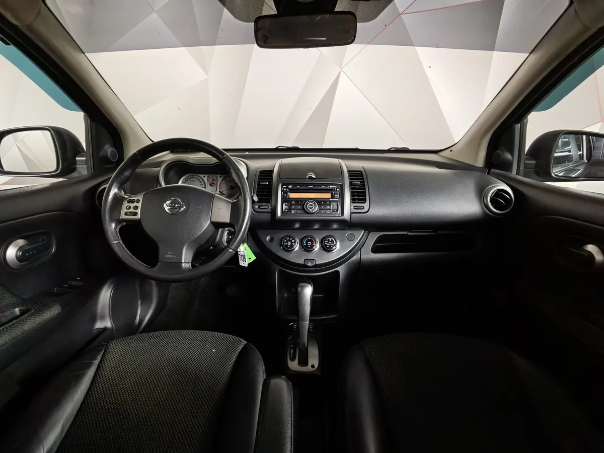 Nissan Note 1.6 AT (110 л.с.) Черный в АВИЛОН. Слайд №14