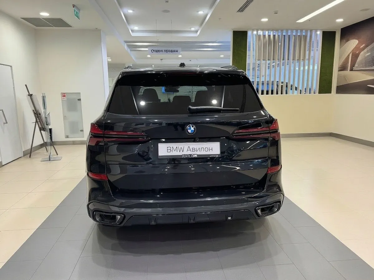 BMW X5 xDrive40d Steptronic (352 л.с.) Черный в АВИЛОН. Слайд №3