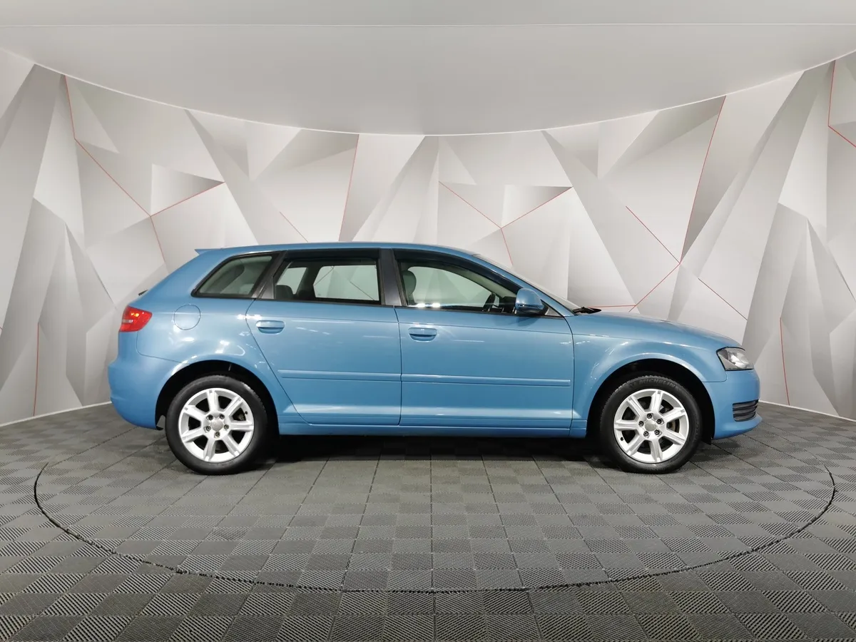 Audi A3 1.4 TFSI S-tronic (125 л.с.) Синий в АВИЛОН. Слайд №6