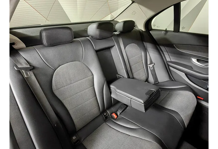 Mercedes-Benz C-Класс C 180 9G-TRONIC (150 л.с.) Avantgarde Черный в АВИЛОН. Слайд №15