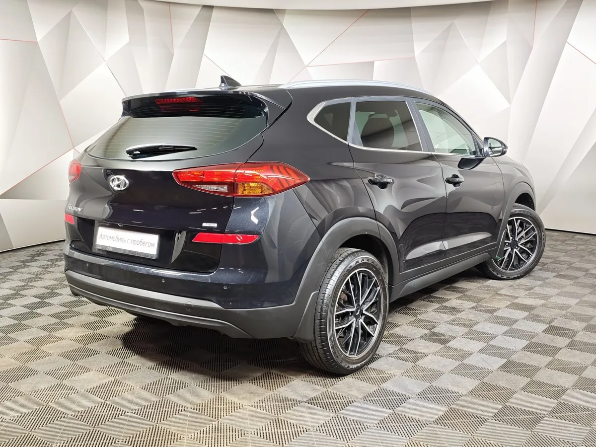 Hyundai Tucson 2.0 (150 л.с.) MPi-6AT-4WD Family Черный в АВИЛОН. Слайд №2