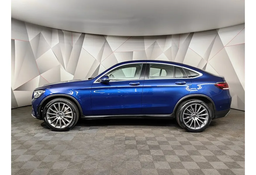 Mercedes-Benz GLC Купе 300 9G-TRONIC 4MATIC (245 л.с.) Sport Синий в АВИЛОН. Слайд №5