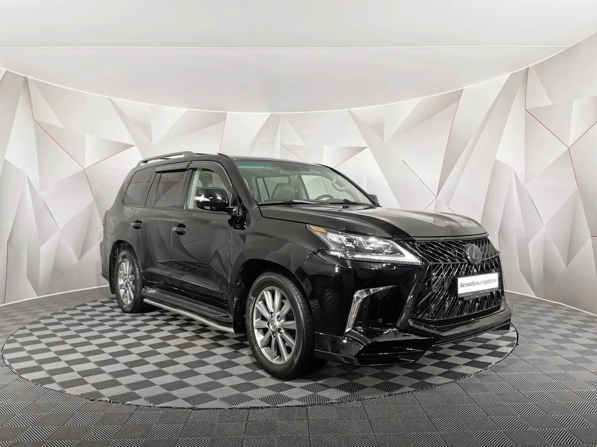 Lexus LX 570 AT (383 л.с.) Premium Черный в АВИЛОН. Слайд №3