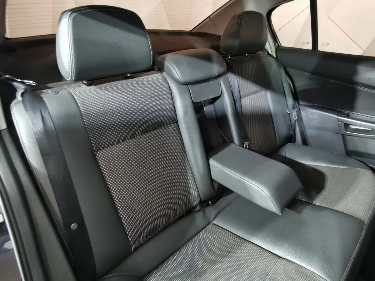 Opel Astra 1.8 AT (140 л.с.) base Черный в АВИЛОН. Слайд №16