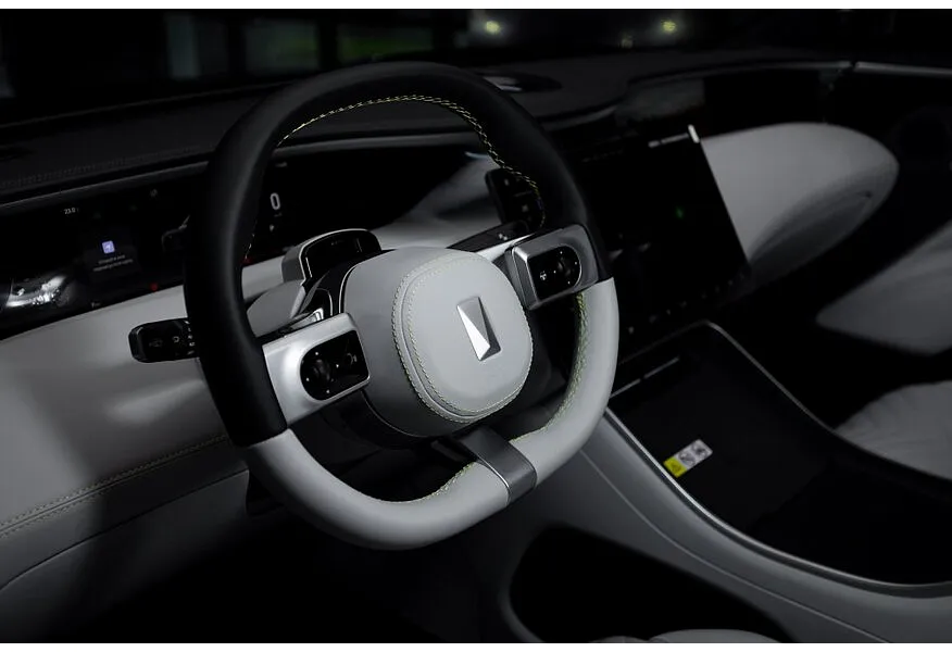 Avatr 11 116 kWh 4WD (578 л.с.) 5 мест Черный в АВИЛОН. Слайд №7