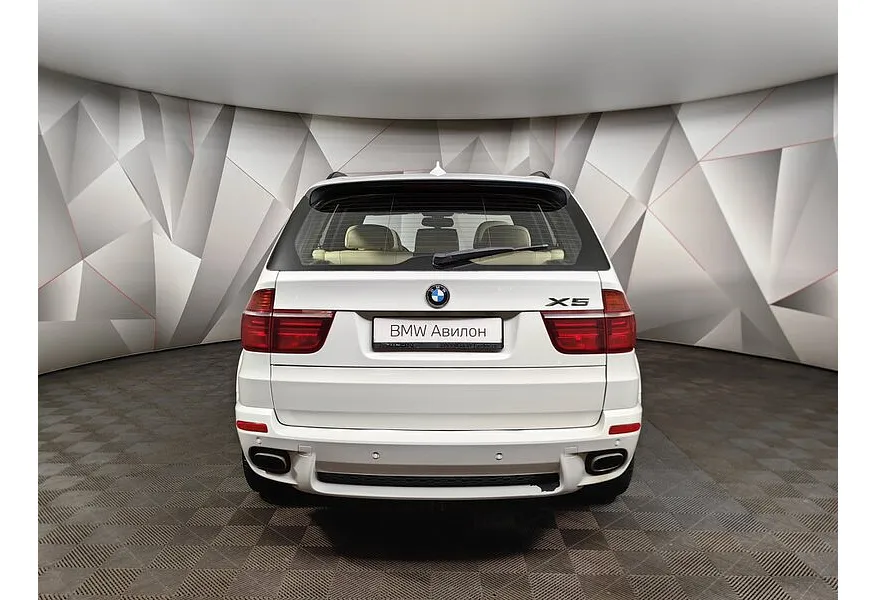 LIVE. Слайд №5