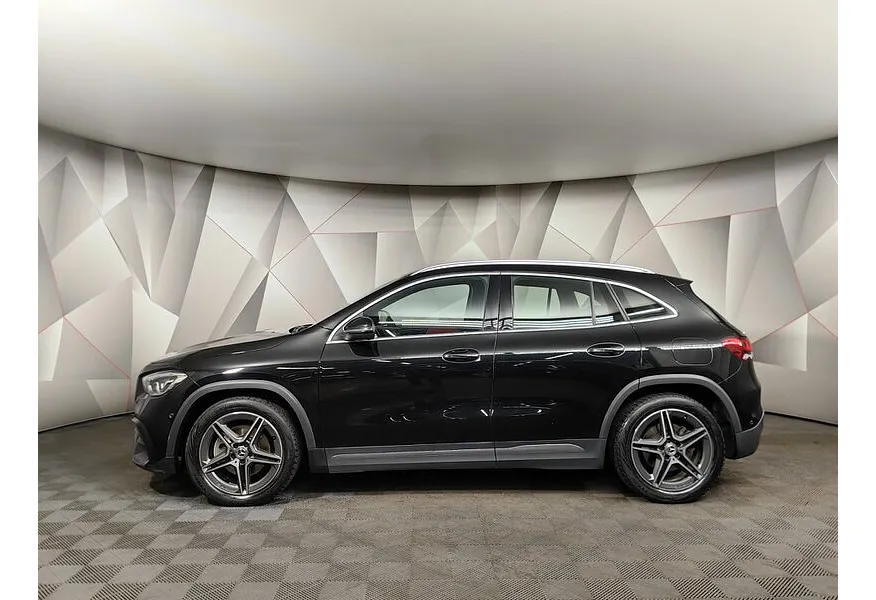 Mercedes-Benz GLA 250 8G-DCT 4MATIC (224 л.с.) Sport Черный в АВИЛОН. Слайд №5