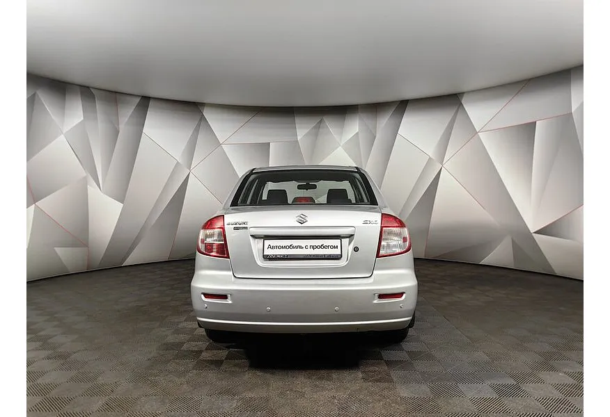 Suzuki SX4 1.6 MT (107 л.с.) Серебристый в АВИЛОН. Слайд №8