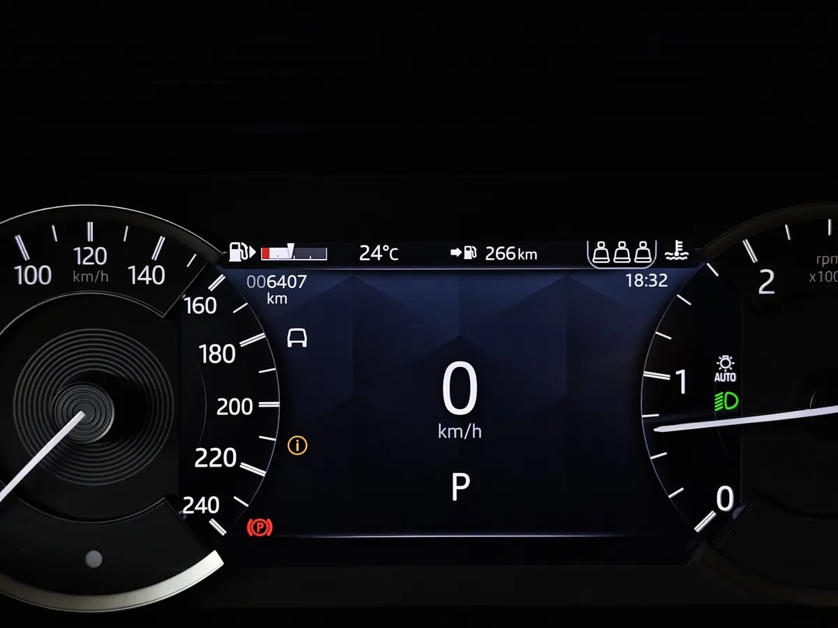 Land Rover Discovery Sport 2.0 TD4 AT AWD (163 л.с.) S Синий в АВИЛОН. Слайд №17