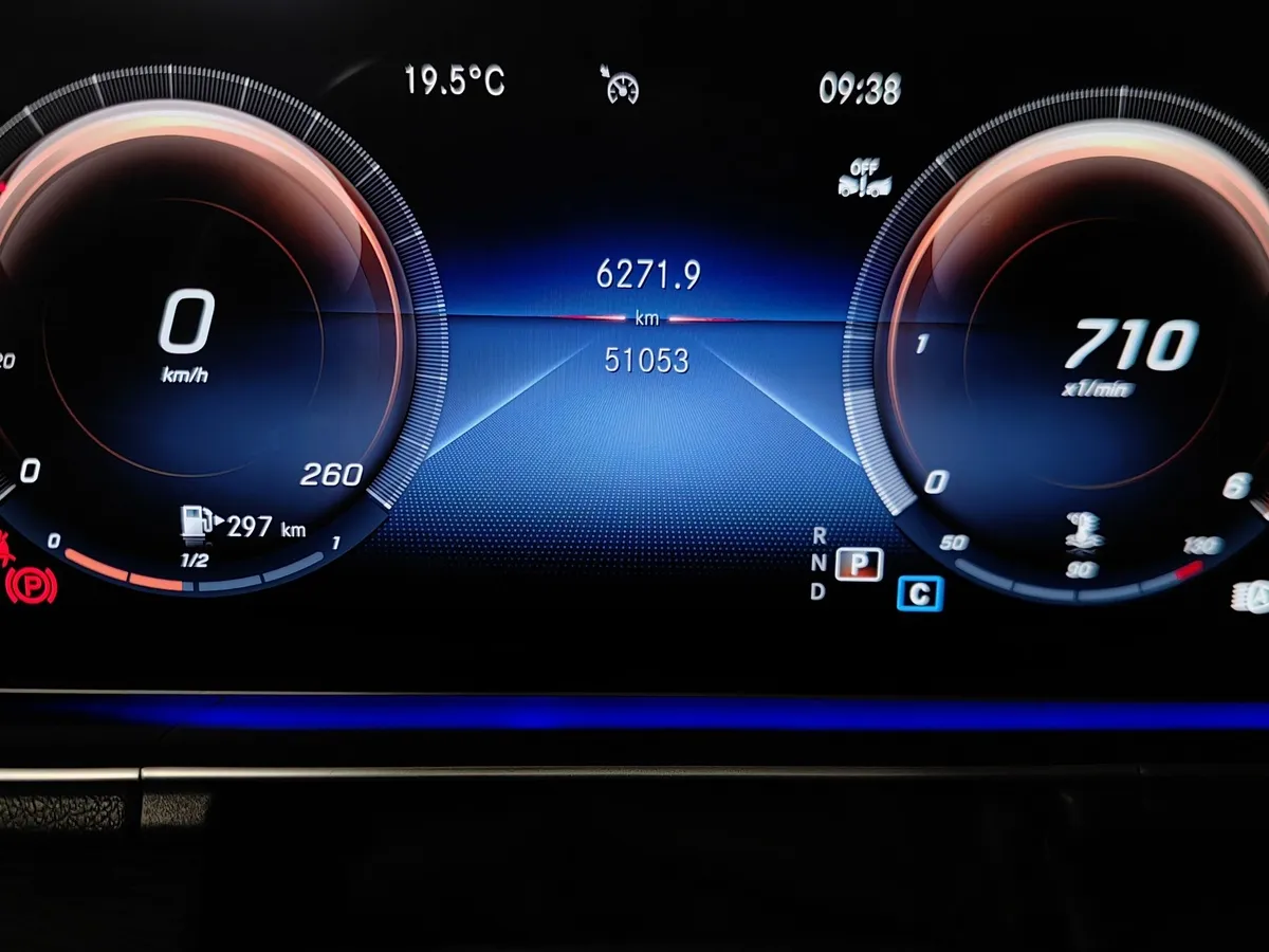 Mercedes-Benz GLE 400 d 4MATIC 9G-TRONIC (330 л.с.) Black Line Черный в АВИЛОН. Слайд №18