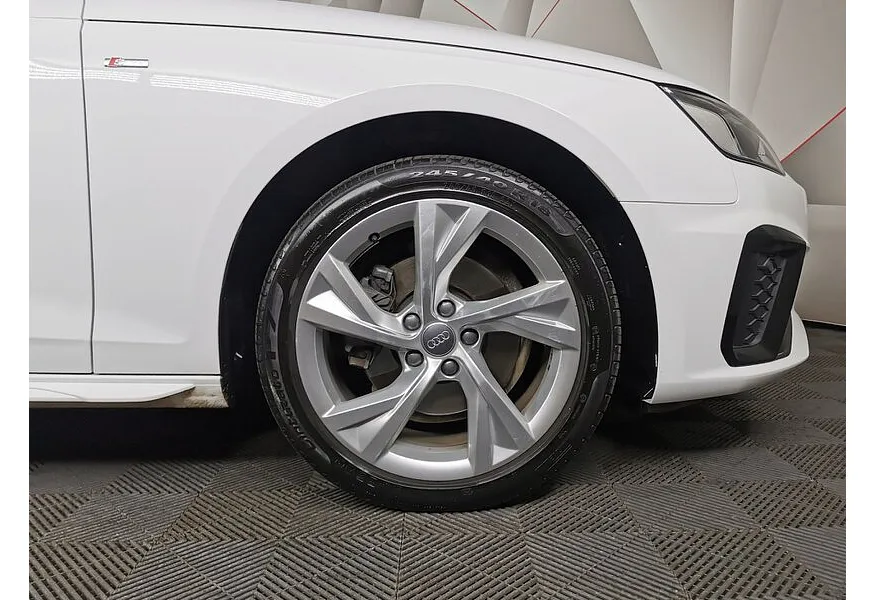 Audi A4 2.0 TFSI S tronic (150 л.с.) Белый в АВИЛОН. Слайд №9