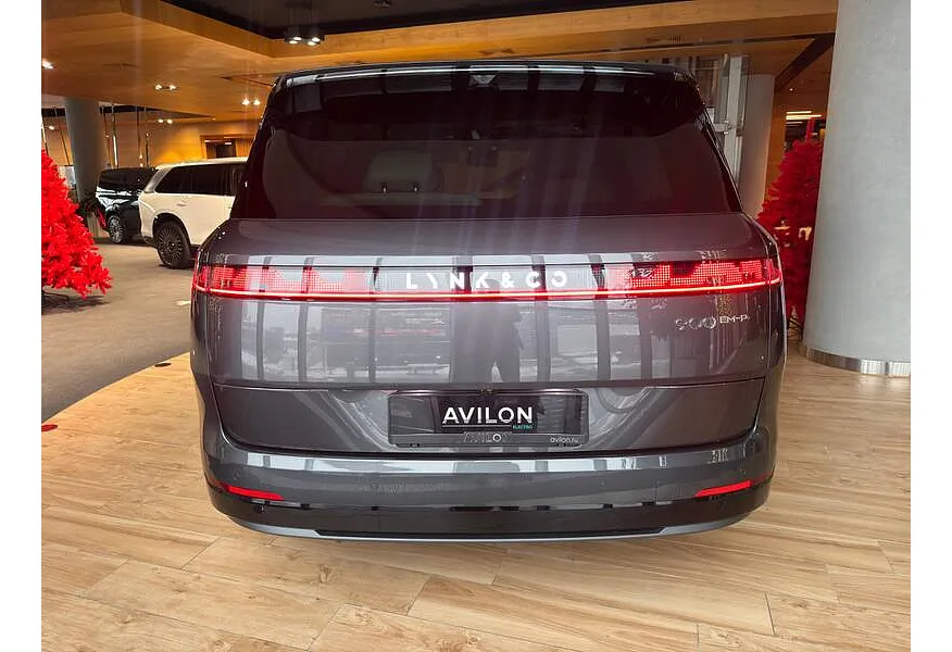 Lynk & Co 900 2.0 AT 4WD (884 л.с.) Discovery Серый в АВИЛОН. Слайд №5
