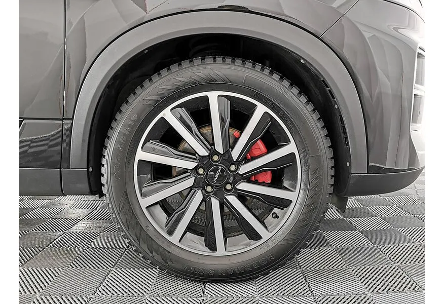 Jaecoo J7 1.6T 7DCT 2WD (186 л.с.) Ultimate Черный в АВИЛОН. Слайд №9