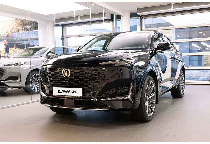 АВИЛОН - Changan UNI-K 2.0 AT 4WD (226 л.с.) Tech Белый - slide 7915380