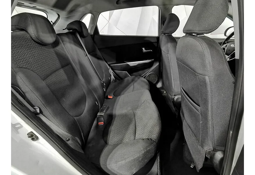 Kia Rio 1.6 AT (123 л.с.) Белый в АВИЛОН. Слайд №16