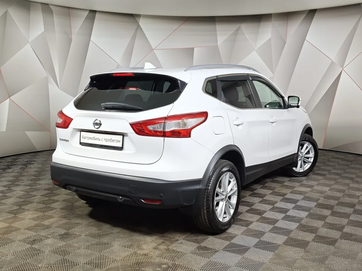Nissan Qashqai 2.0 CVT AWD (144 л.с.) Белый в АВИЛОН. Слайд №2