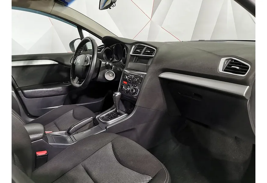 Citroen C4 1.6 VTi AT (120 л.с.) Optimum Белый в АВИЛОН. Слайд №13