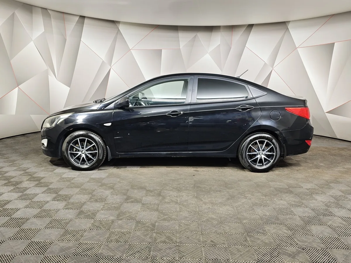 Hyundai Solaris 1.6 AT (123 л.с.) Classic Черный в АВИЛОН. Слайд №5