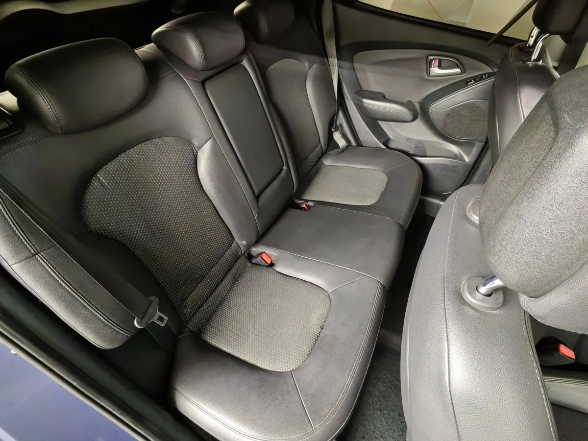 Hyundai ix35 2.0 CRDi MT 4WD (136 л.с.) Comfort Синий в АВИЛОН. Слайд №16