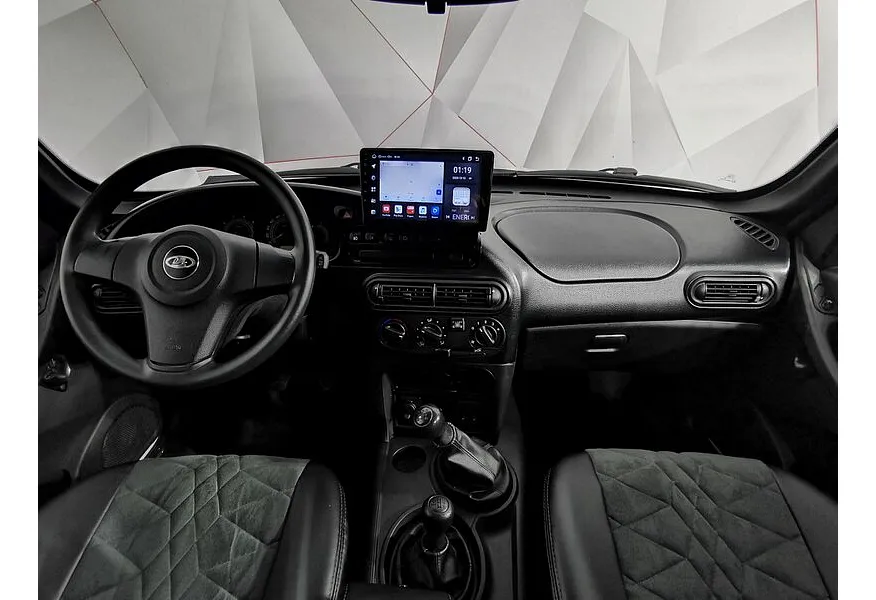 ВАЗ (Lada) Niva 1.7 MT 4WD (80 л.с.) Black Белый в АВИЛОН. Слайд №13