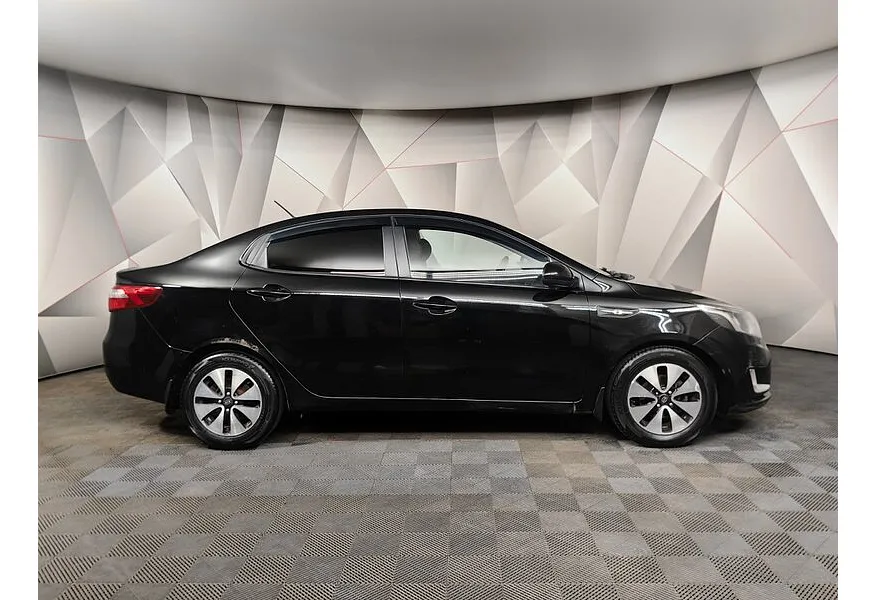 LIVE. Слайд №4